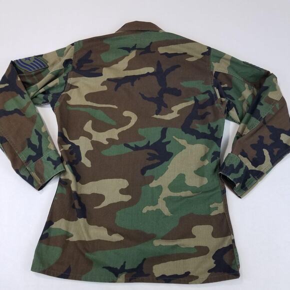 Vintage U.S. Air Force BDU Coat Mens Small Regular Woodland Camo Patches 90s - Picture 3 of 10